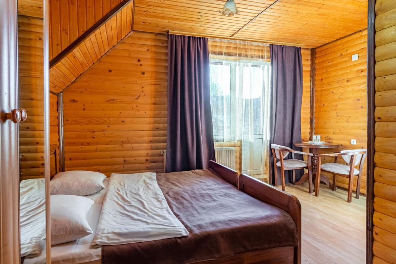 Гуцульська Світлиця Hotell Bukovel Eksteriør bilde