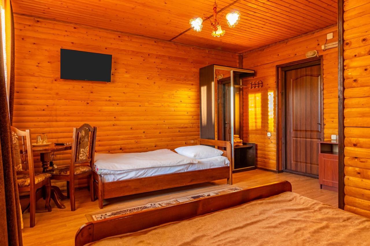 Гуцульська Світлиця Hotell Bukovel Eksteriør bilde