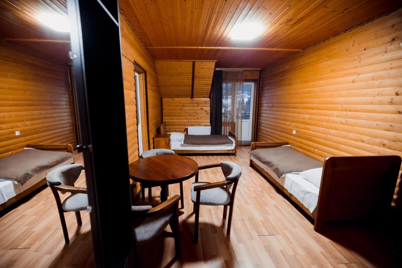 Гуцульська Світлиця Hotell Bukovel Eksteriør bilde